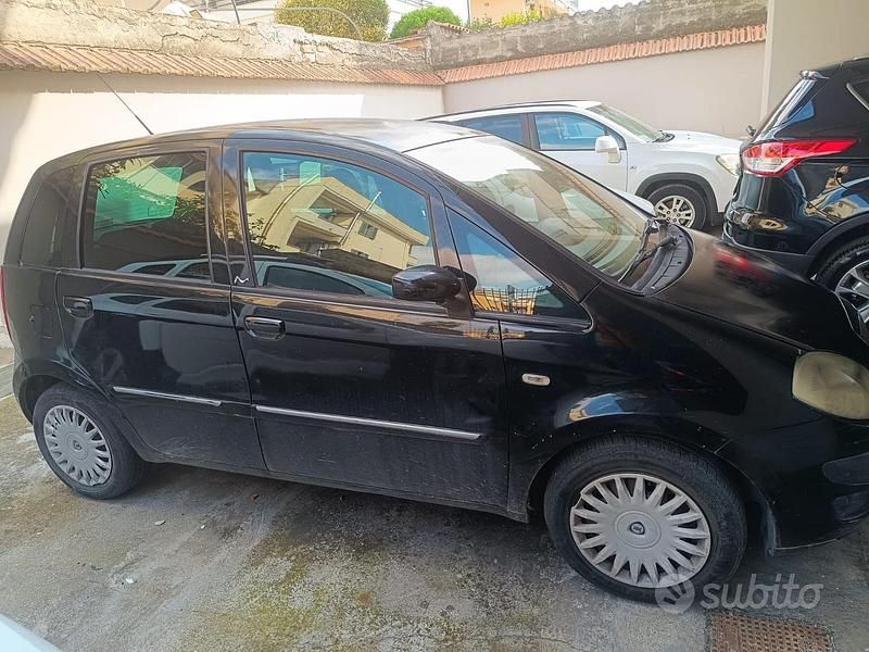 Usata Lancia Musa 69 CV (50 kW) 2007 Marrone Monovolume