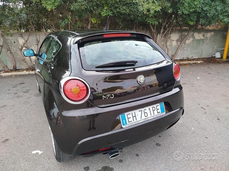 Usata Alfa Romeo MiTo 140 CV (102 kW) 2013 Nero Utilitaria