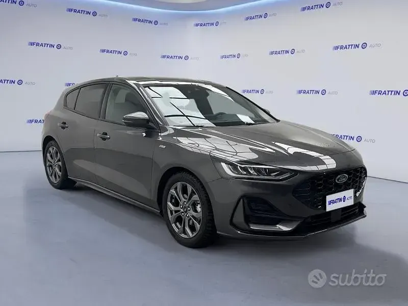 Usata Ford Focus ST-Line 125 CV (91 kW) 2025 Magnetic grey [73b]  metalliz Berlina