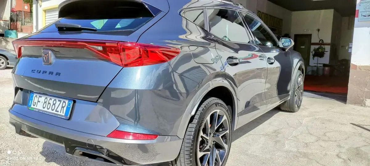 Usata Cupra Formentor 155 CV (114 kW) 2021 Blu/azzurro SUV
