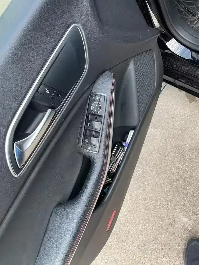 Usata Mercedes CLA200 AMG 156 CV (114 kW) 2018 Nero Coupé