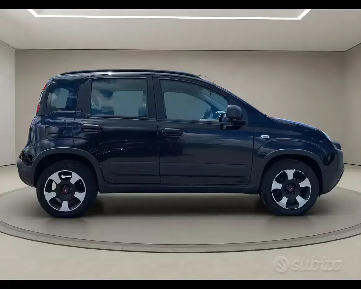 Usata Fiat Panda Cross Cross 69 CV (50 kW) 2022 Nero Utilitaria