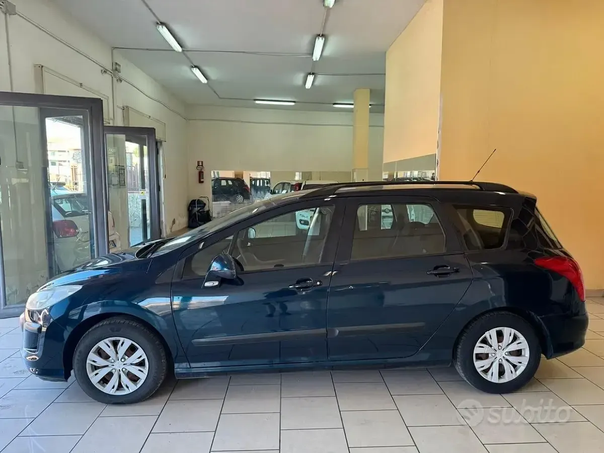 Usata Peugeot 308 Premium 93 CV (68 kW) 2011 Blu Station wagon
