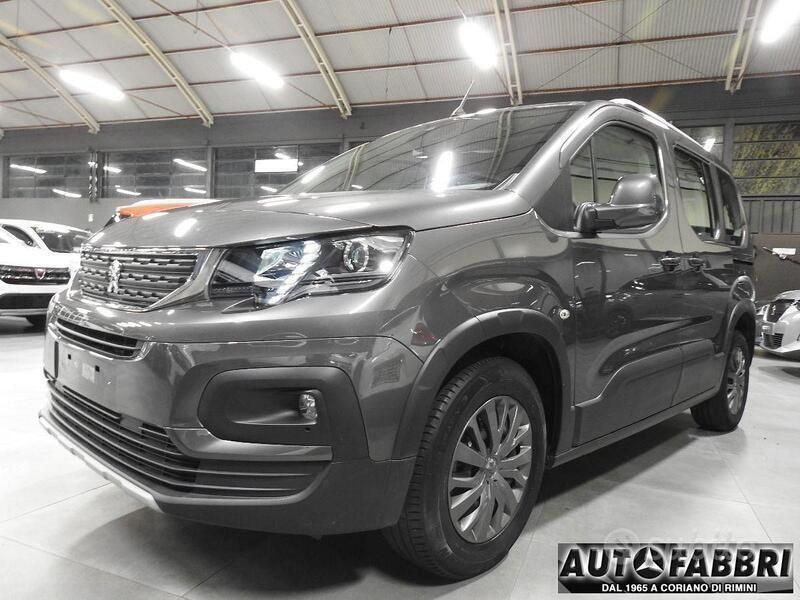 Usata Peugeot Rifter Allure 110 CV (80 kW) 2019 Grigio Monovolume