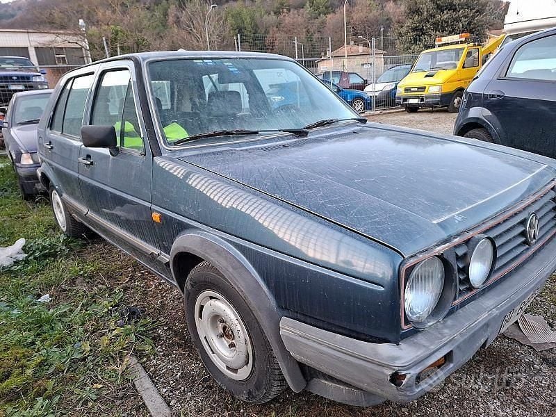 Usata VW Golf II 54 CV (39 kW) 1987 Grigio Utilitaria