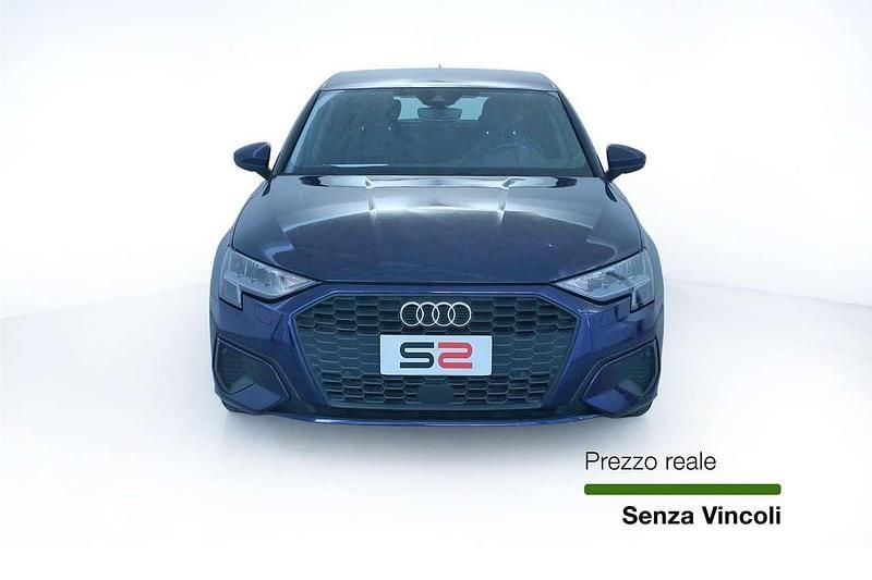 Usata Audi A3 Business 116 CV (85 kW) 2023 Blu/azzurro Berlina