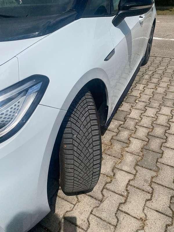 Usata VW ID.3 Pro 150 kW (204 CV) 2020 Bianco Utilitaria