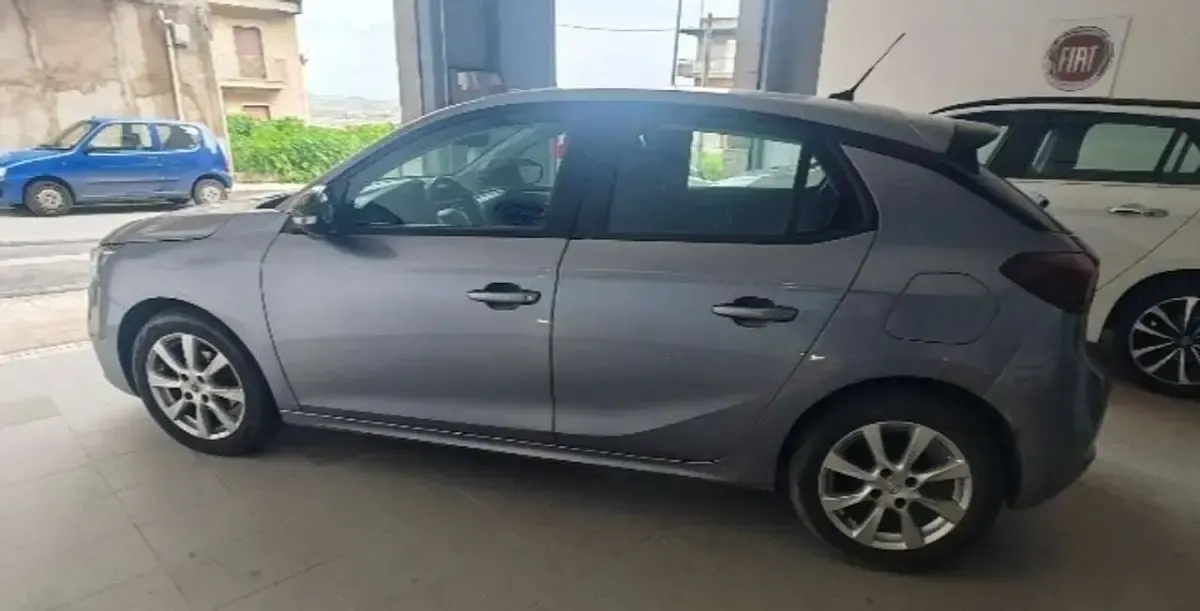 Usata Opel Corsa Edition 75 CV (55 kW) 2021 Other Utilitaria
