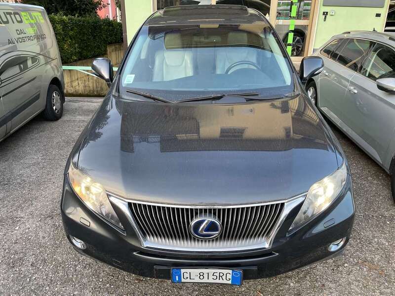 Usata Lexus RX450h Ambassador 249 CV (183 kW) 2011 Grigio SUV