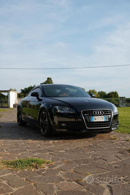 Usata 2009 Audi TT Coupé | 8000 € (Super prezzo) - Immagine 1/4