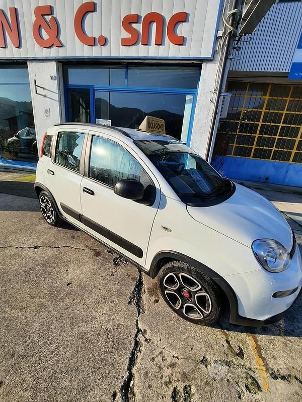 Usata Fiat Panda S 70 CV (51 kW) 2021 Bianco Berlina