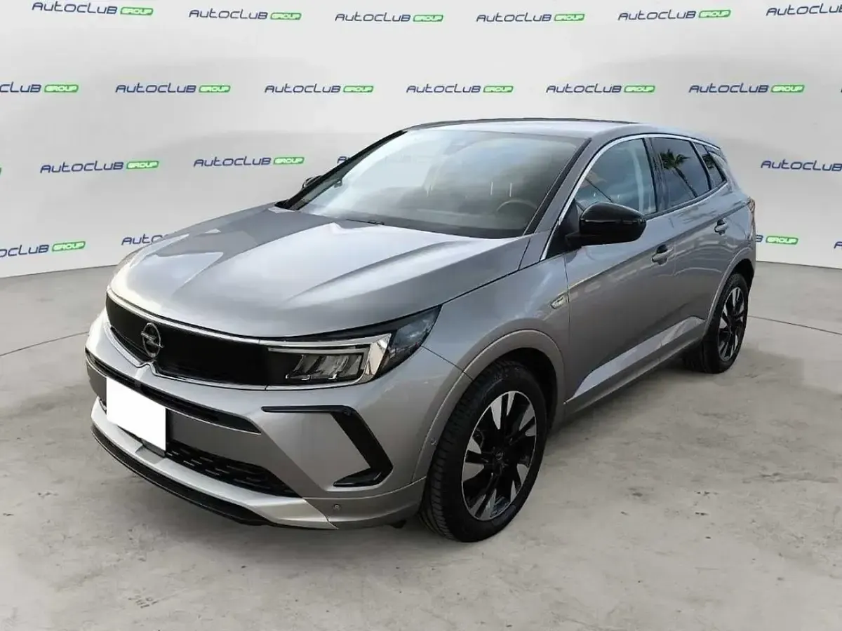 Usata Opel Grandland X Business Elegance 131 CV (96 kW) 2023 SUV