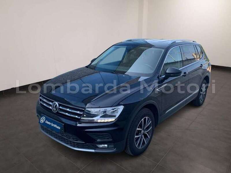 Usato 2020 VW Tiguan Allspace 1.5 Benzin 150 CV (31.900 €)