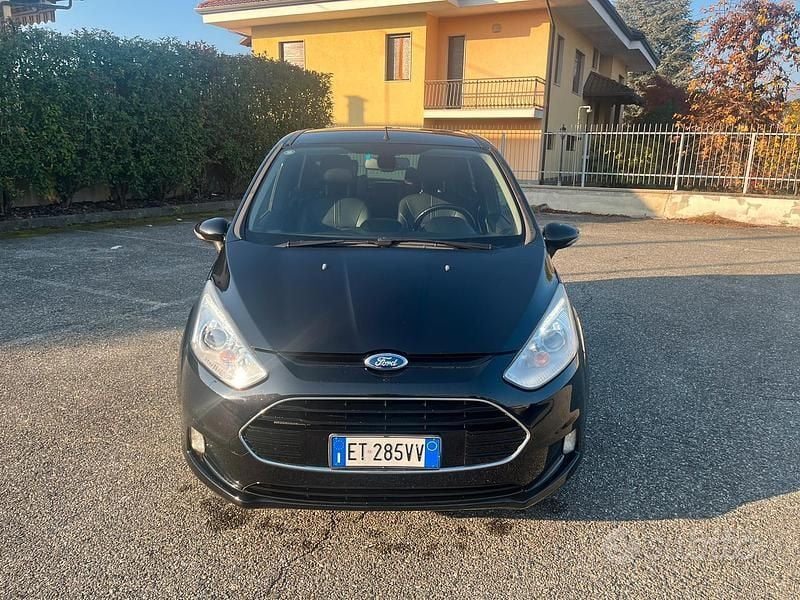 Begagnad Ford B-MAX Titanium 105 HK (77 kW) 2014 Svart Minibuss