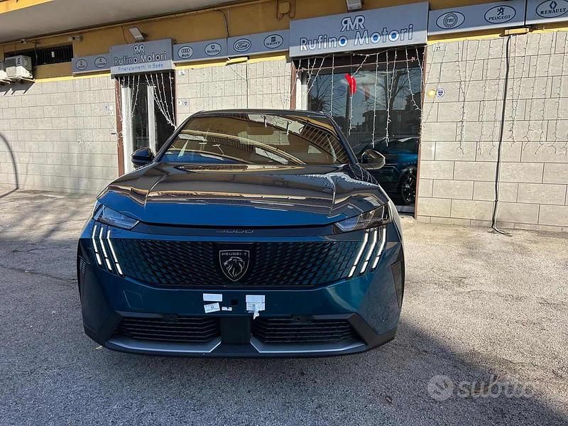 Blu Nuova 2025 Peugeot 3008 Allure SUV | 30.499 € (Buon prezzo) - Immagine 1/4