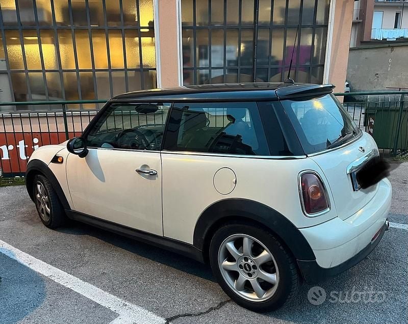 Usata Mini Cooper D 2008 Utilitaria