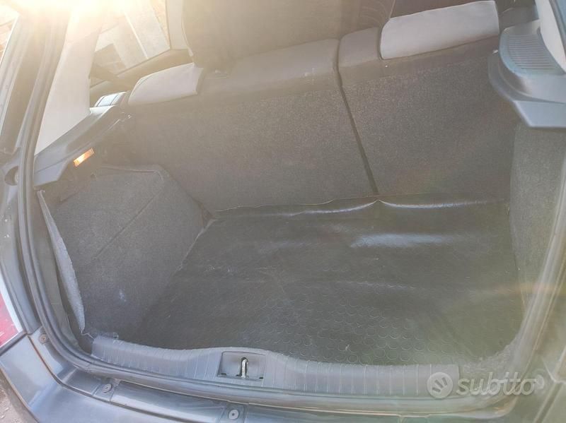 Usata Fiat Stilo 80 CV (58 kW) 2006 Grigio