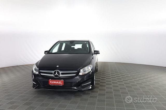 Usata Mercedes B160 Business 89 CV (65 kW) 2016 Nero Monovolume