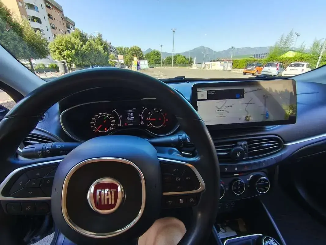 Usata Fiat Tipo Lounge 120 CV (88 kW) 2017 Nero Berlina