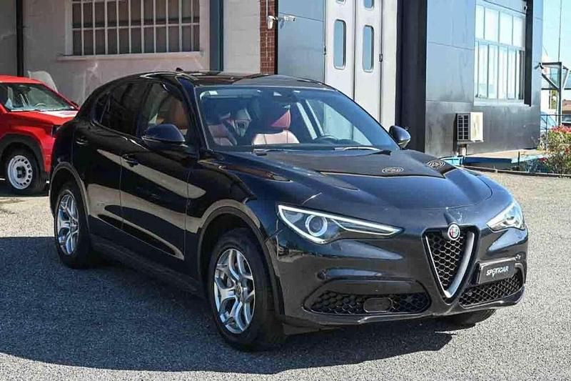 Usata Alfa Romeo Stelvio Executive 210 CV (154 kW) 2019 Nero SUV