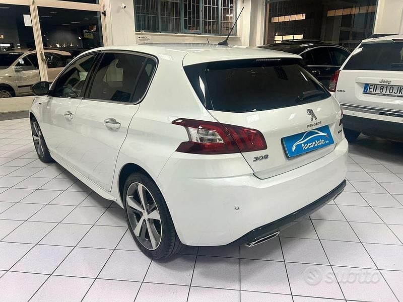 Usata Peugeot 308 GT-line 131 CV (96 kW) 2015 Bianco Berlina