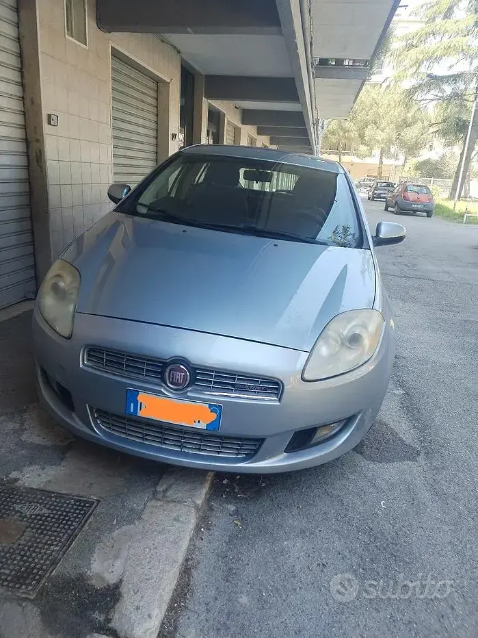 Usata Fiat Bravo 121 CV (88 kW) 2007 Blu/azzurro Utilitaria