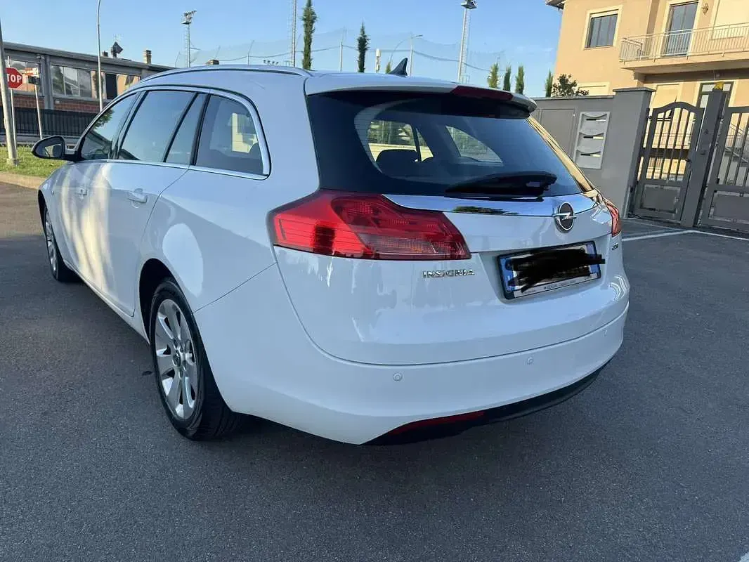 Usata Opel Insignia Cosmo 131 CV (96 kW) 2009 Station wagon
