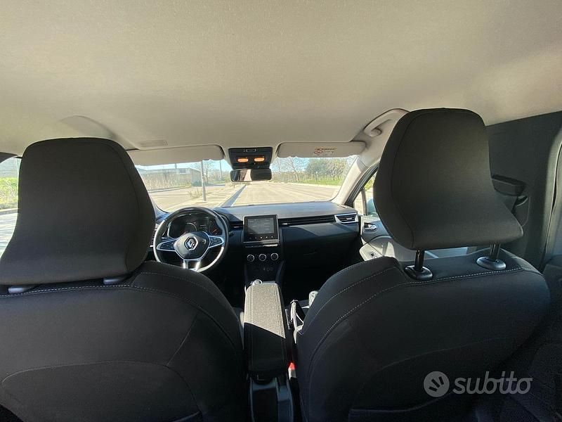 Usata Renault Clio V Zen 101 CV (74 kW) 2022 Berlina