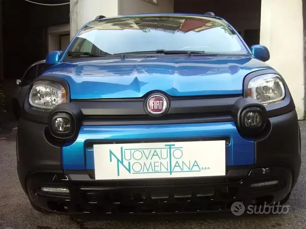 Nuova Fiat Panda Cross Cross 69 CV (50 kW) 2025 Bluazzurro Utilitaria