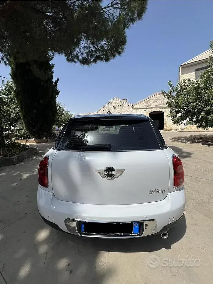 Usata Mini Countryman 111 CV (81 kW) 2012 Bianco SUV