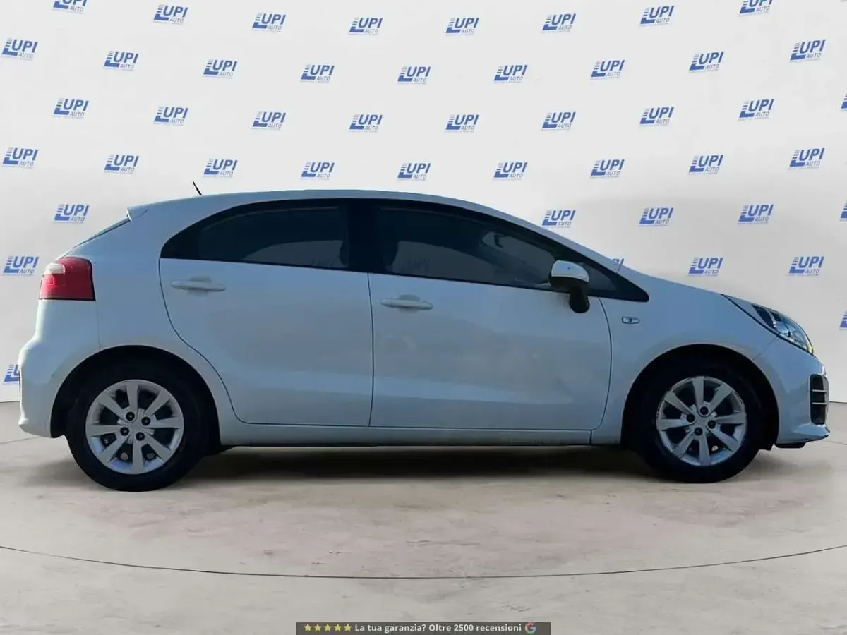 Usata Kia Rio 75 CV (55 kW) 2015 Other Utilitaria