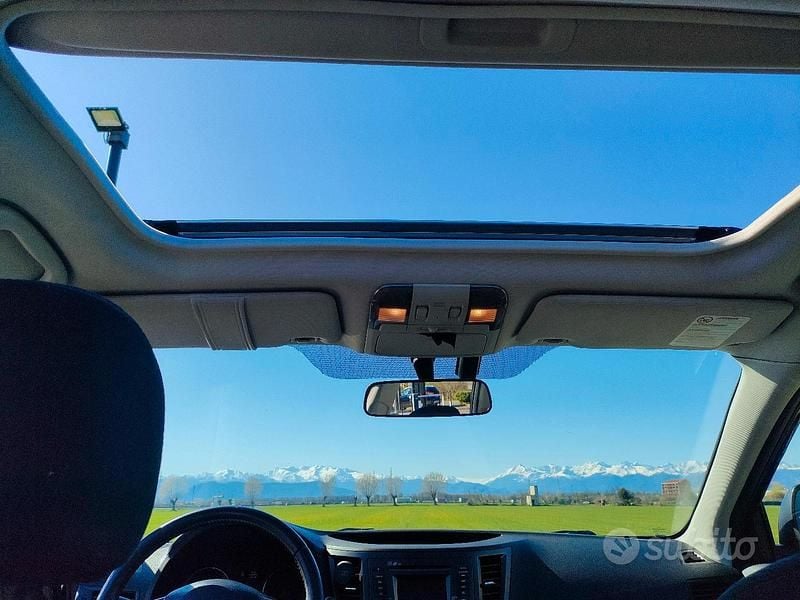 Usata Subaru Outback 150 CV (110 kW) 2015 Grigio Station wagon