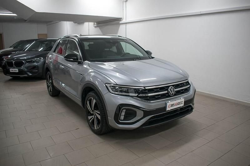 Usata VW T-Roc R-line 150 CV (110 kW) 2023 Argento SUV