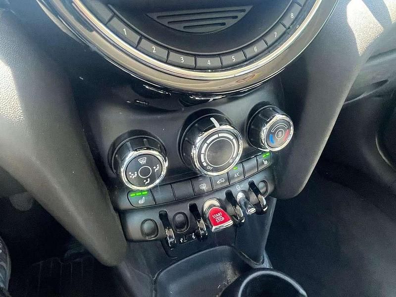 Usata Mini ONE 75 CV (55 kW) 2016 Utilitaria