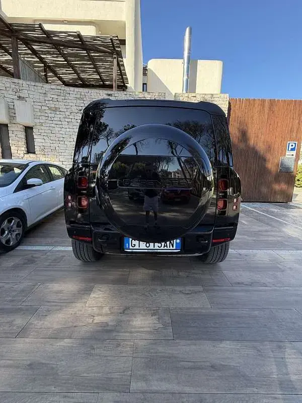 Usata Land Rover Defender Dynamic 249 CV (183 kW) 2024 Nero SUV