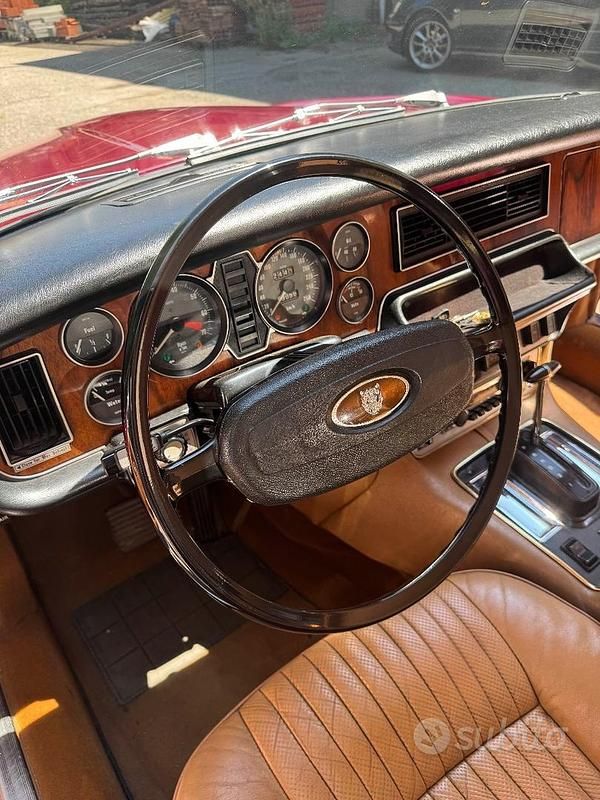 Usata Jaguar XJ12 1970 Rosso Berlina