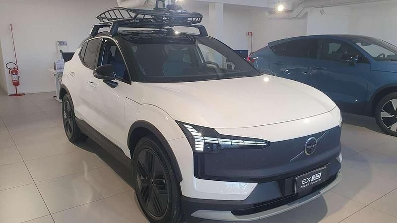 Nuova Volvo EX30 CC Ultra 116 kW (158 CV) 2025 Bianco SUV