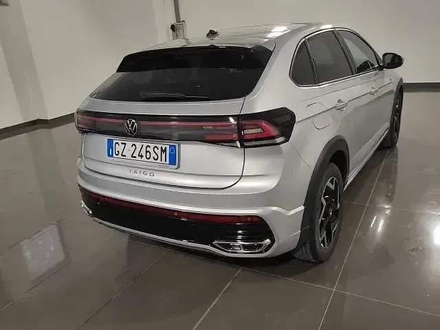 Usata VW Taigo R-line 115 CV (84 kW) 2025 Argento SUV