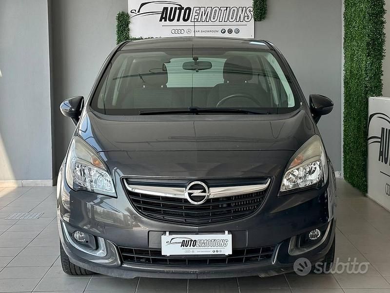 Usata Opel Meriva 95 CV (69 kW) 2015 Grigio Monovolume
