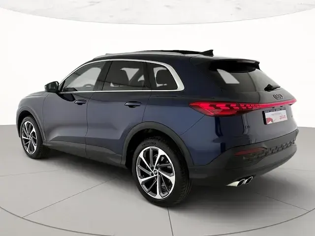 Usata Audi Q5 Business 204 CV (150 kW) 2025 Blu navarra metallizzato SUV