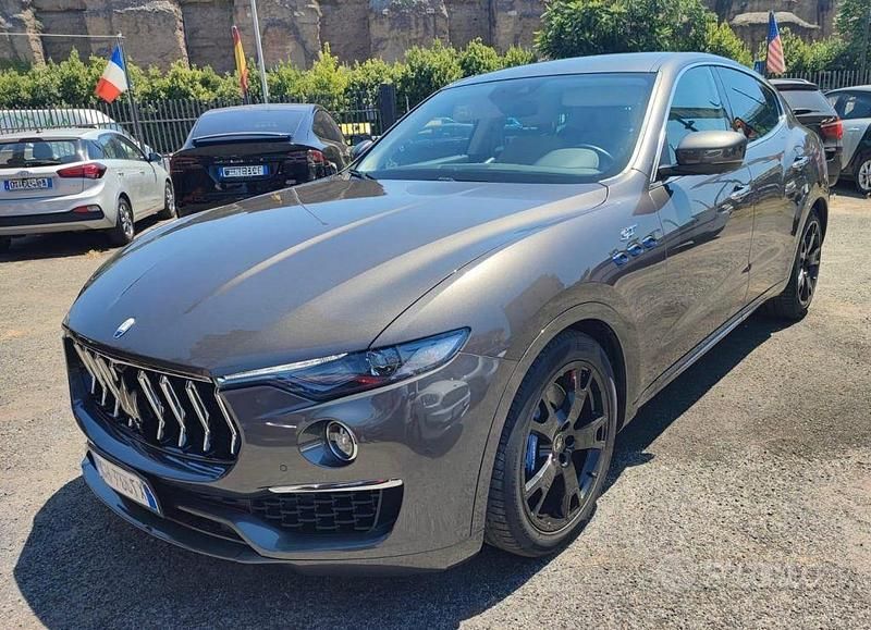 Usata Maserati Levante GT 330 CV (242 kW) 2022 Grigio SUV