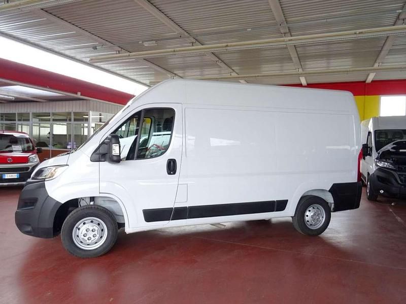 Usata Opel Movano Edition 140 CV (102 kW) 2023 Bianco Furgone