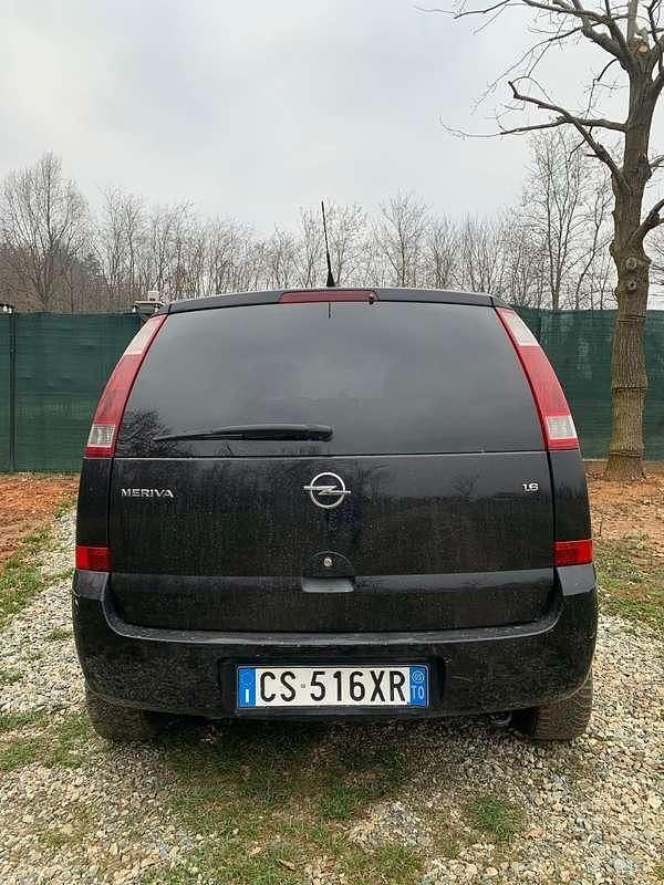Usata Opel Meriva Cosmo 101 CV (74 kW) 2005 Monovolume