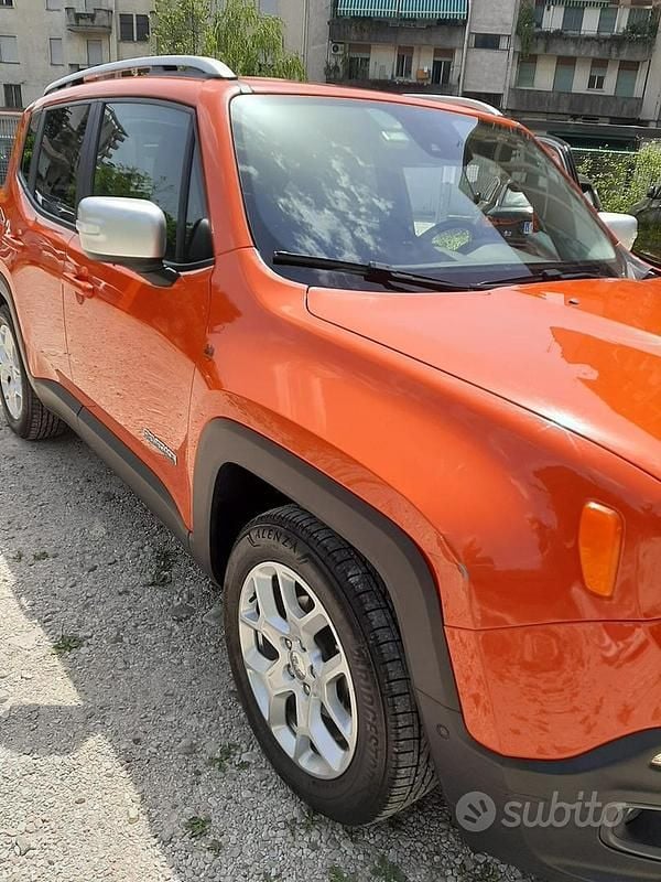 Begagnad Jeep Renegade 120 HK (88 kW) 2017 SUV