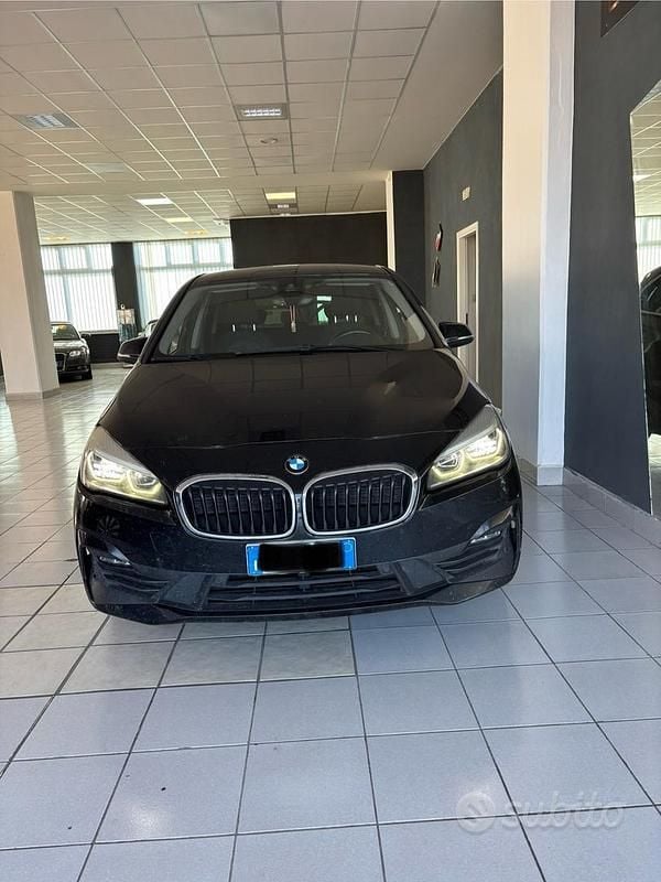 Usata BMW 216 Active Tourer Luxury Line 115 CV (84 kW) 2019 Nero Monovolume
