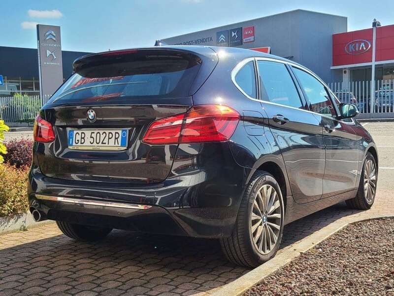 Usata BMW 216 Active Tourer Luxury Line 116 CV (85 kW) 2020 Nero Monovolume