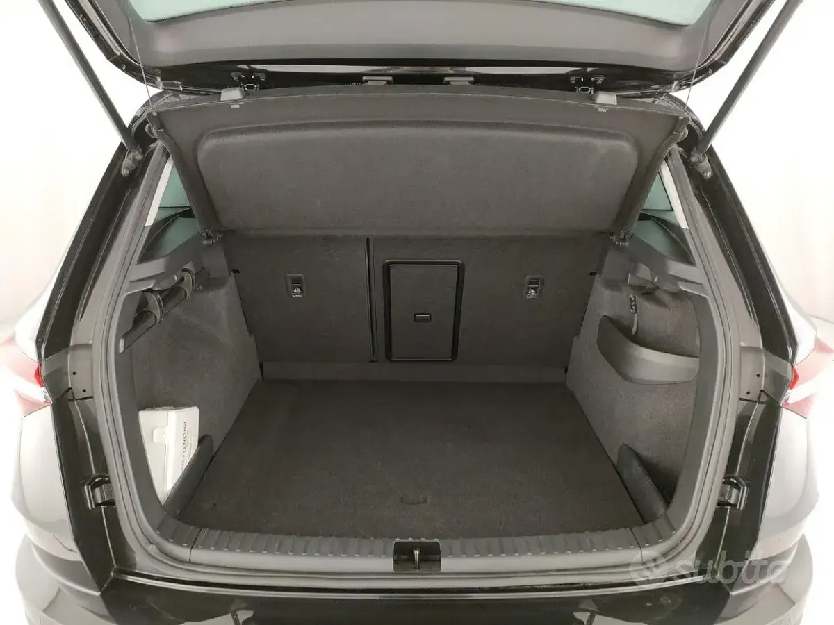 Usata Skoda Karoq Executive 116 CV (85 kW) 2025 Nero met SUV