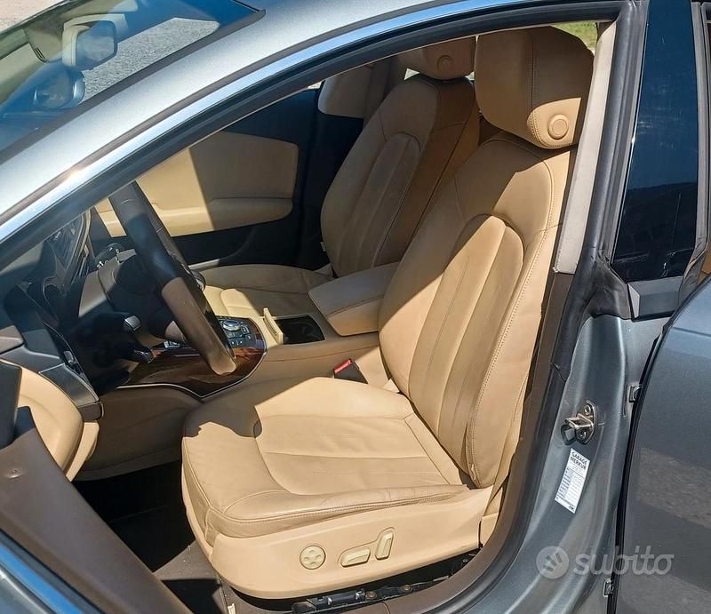 Usata Audi A7 Sportback Sport 204 CV (150 kW) 2011 Argento Utilitaria