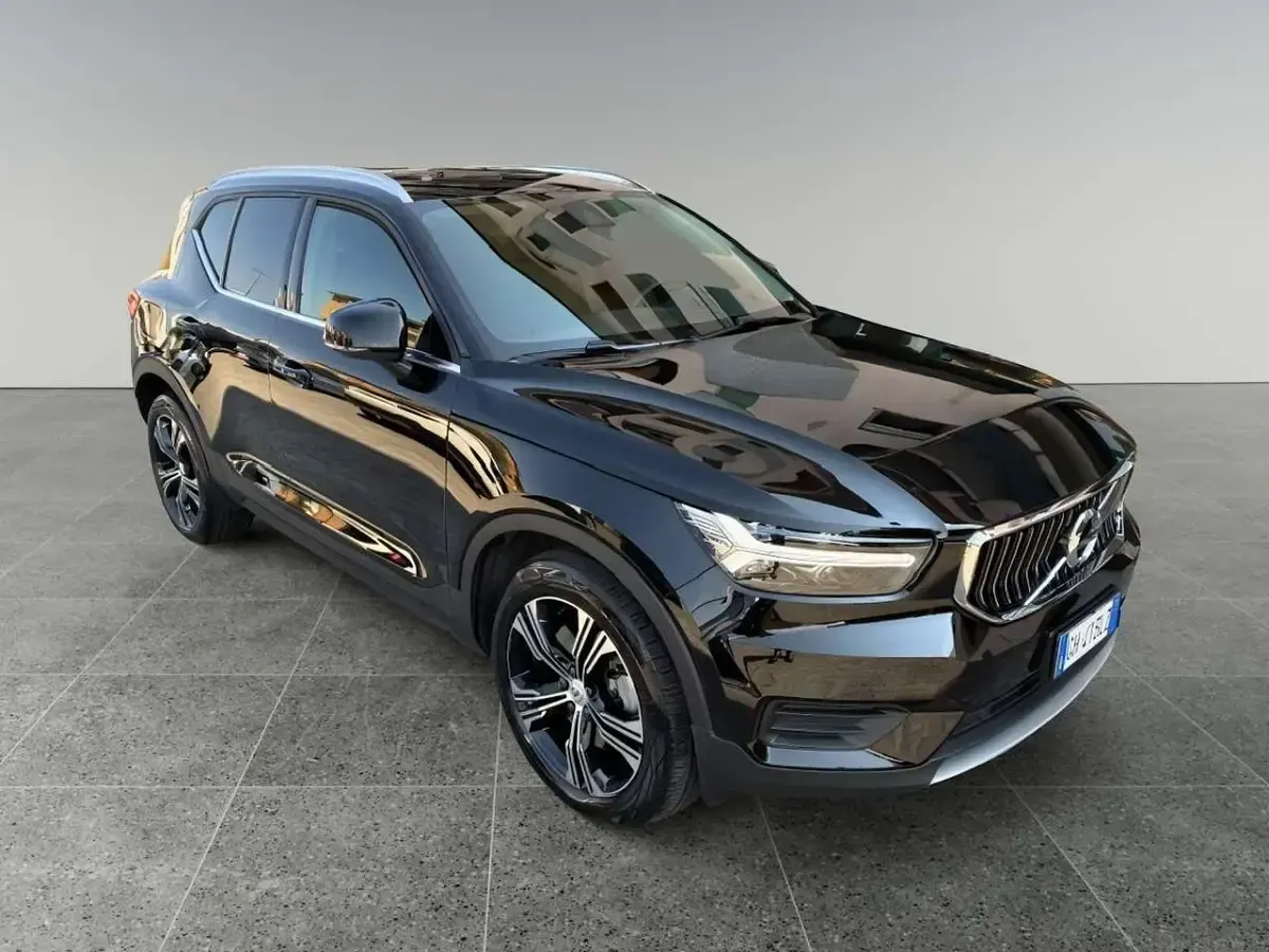 Usata Volvo XC40 Inscription 261 CV (191 kW) 2022 Nero SUV