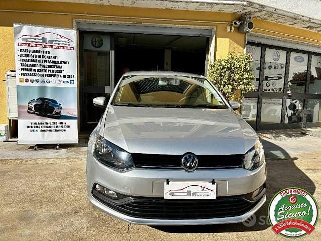 Usata VW Polo Trendline 60 CV (44 kW) 2017 Grigio metallizzato Berlina
